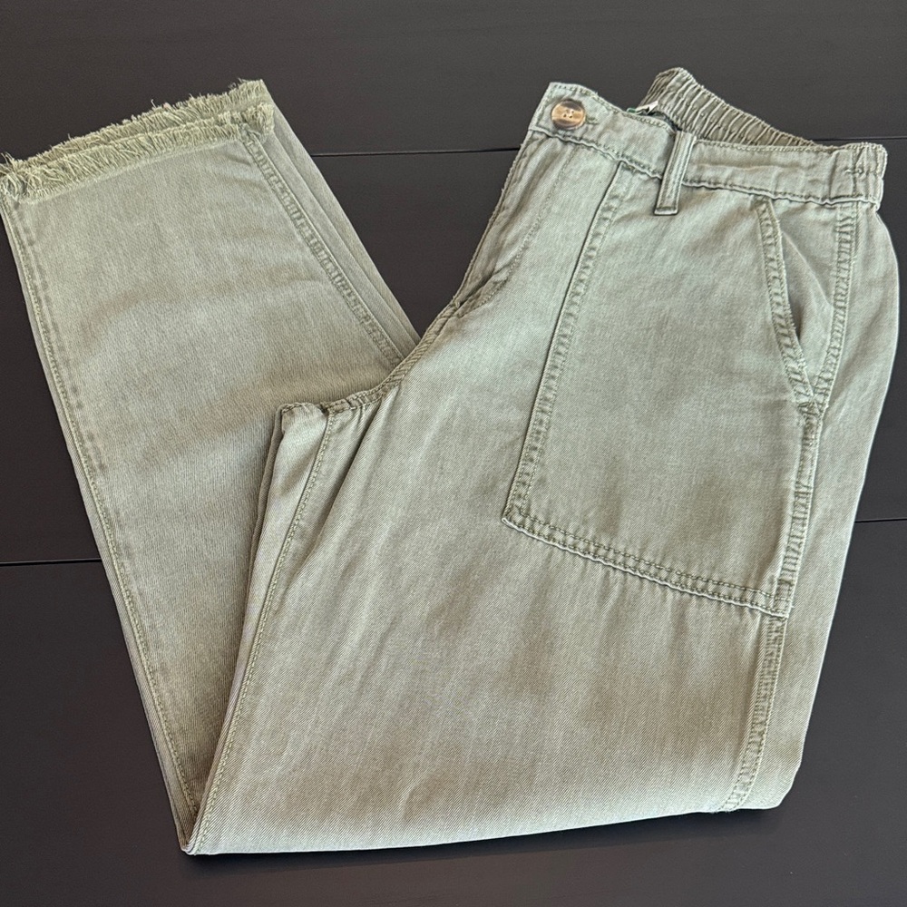 Aerie Olive Green Buttoned Pants